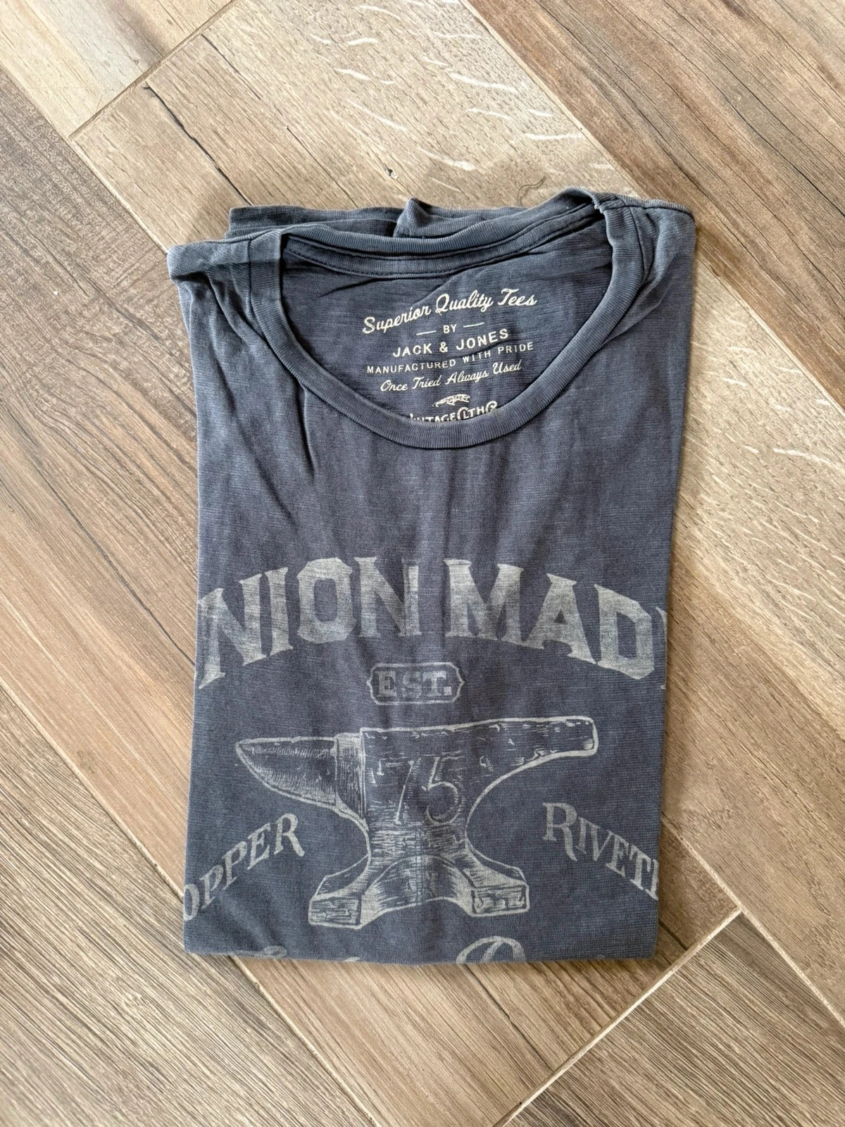 T shirt – photo 4